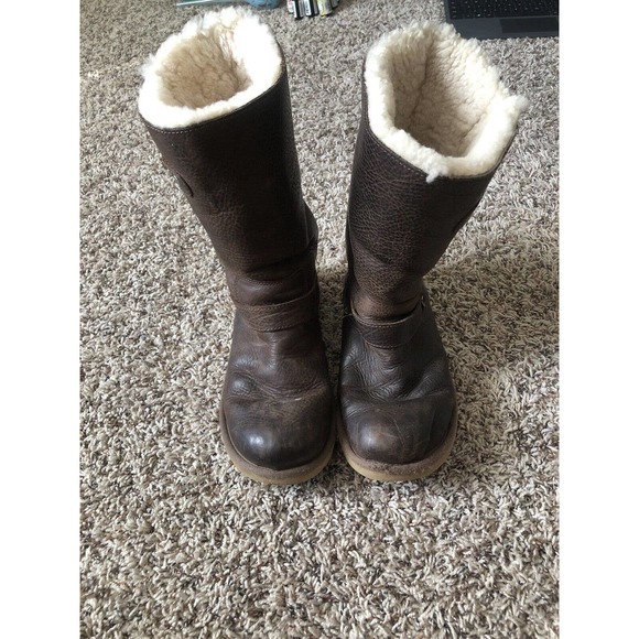 UGG Australia Women's Sutter Brown Leather Moto Buckle Snow Boots Size 8 Sheep - Picture 3 of 8